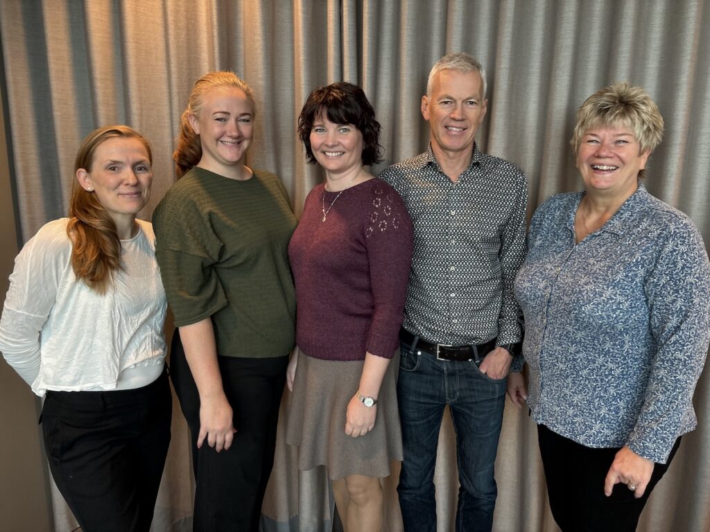 Fem HMSK-rådgivere i Compendia.